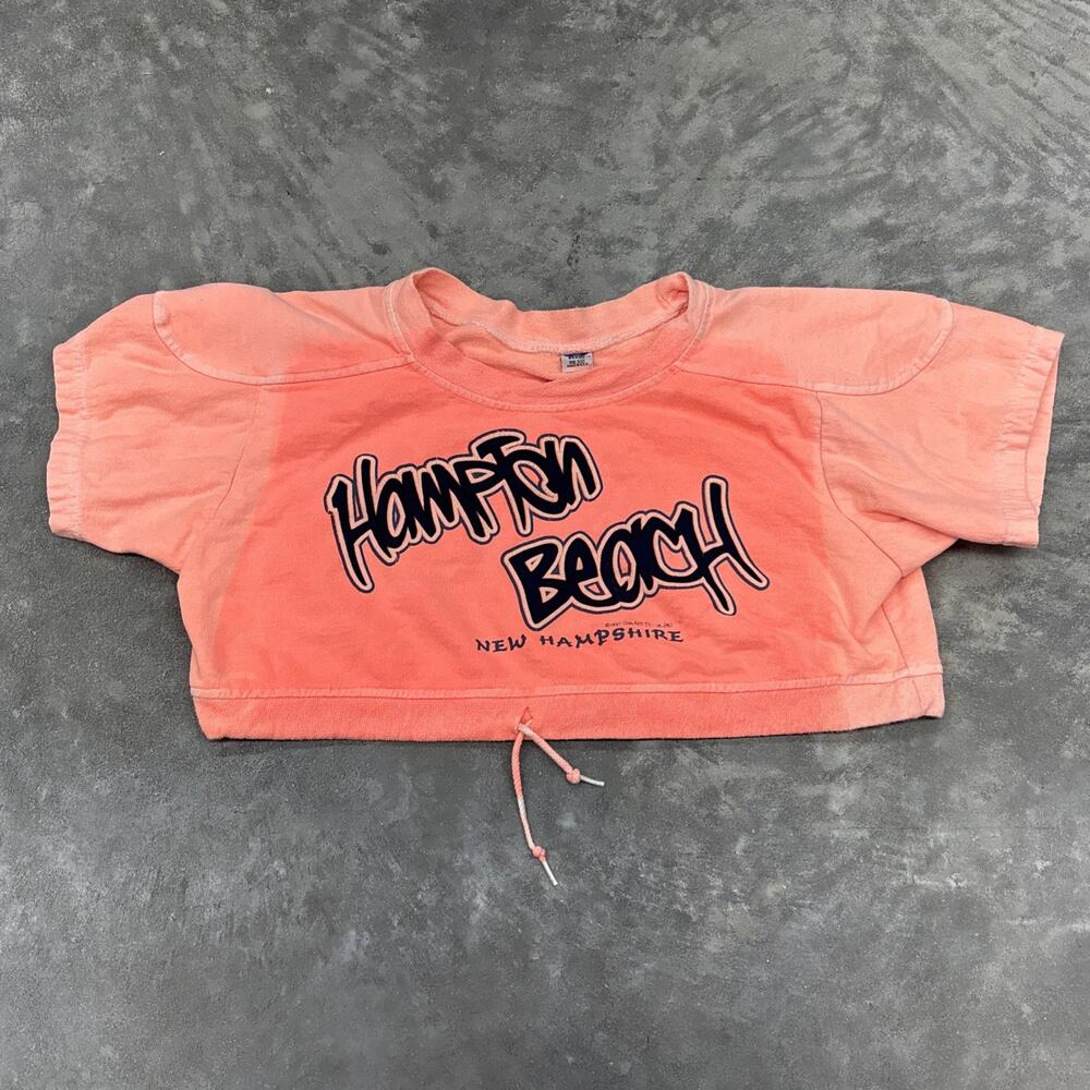 Vintage On The Beach OS Made In USA Hampton Beach NH 1997 Crop Crewneck SS Top